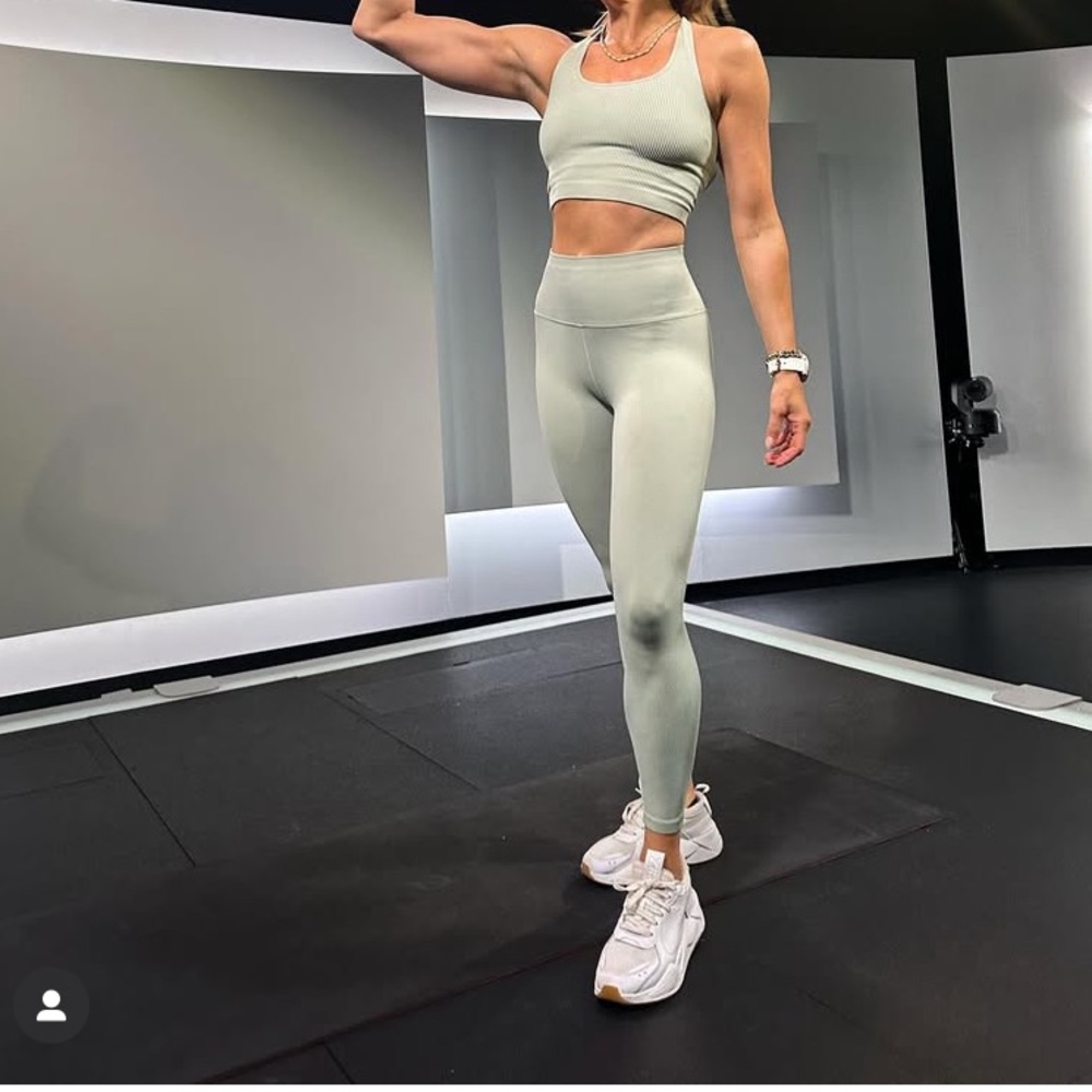 NWT Peloton + Spiritual Gangster Love Sculpt 7/8 Seamless Leggings